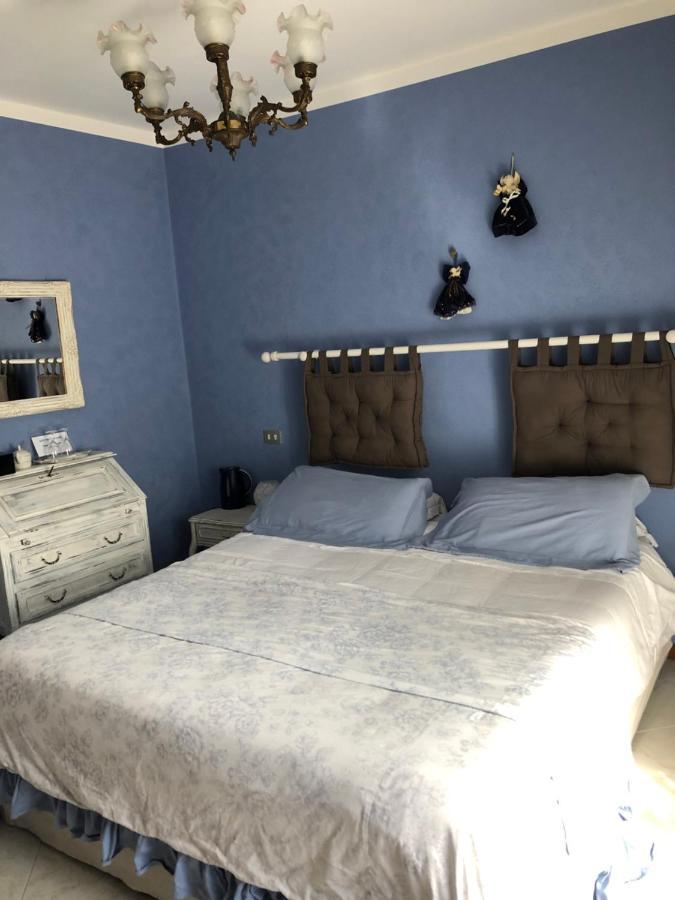 Touristic Apartment "Agata" Сирмионе Экстерьер фото
