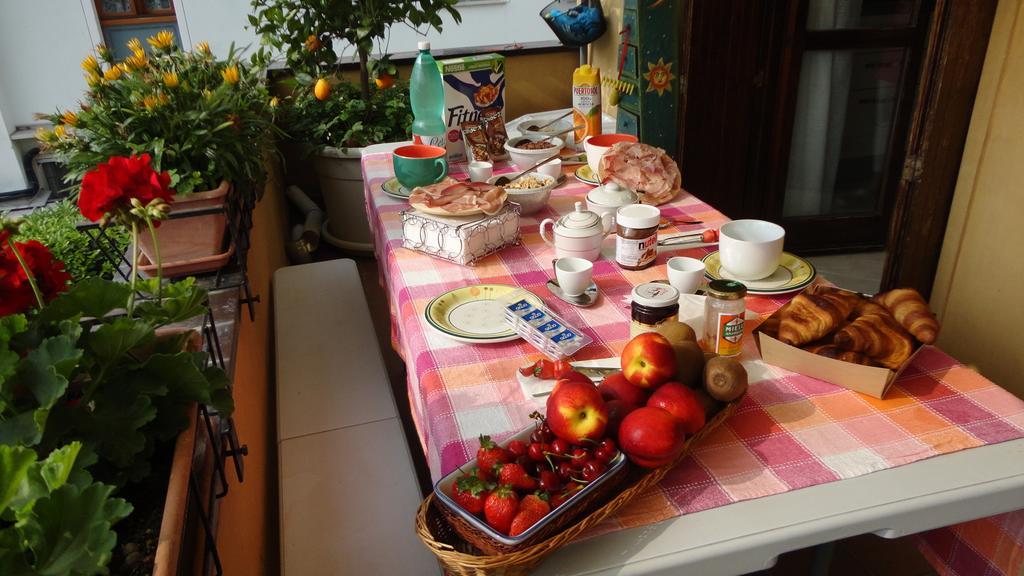 Touristic Apartment "Agata" Сирмионе Номер фото