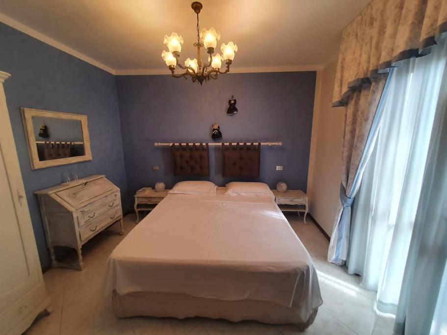 Touristic Apartment "Agata" Сирмионе Экстерьер фото